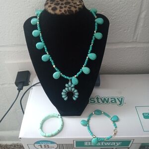 Nuevo color verde aqua   biene con 3 pulceras